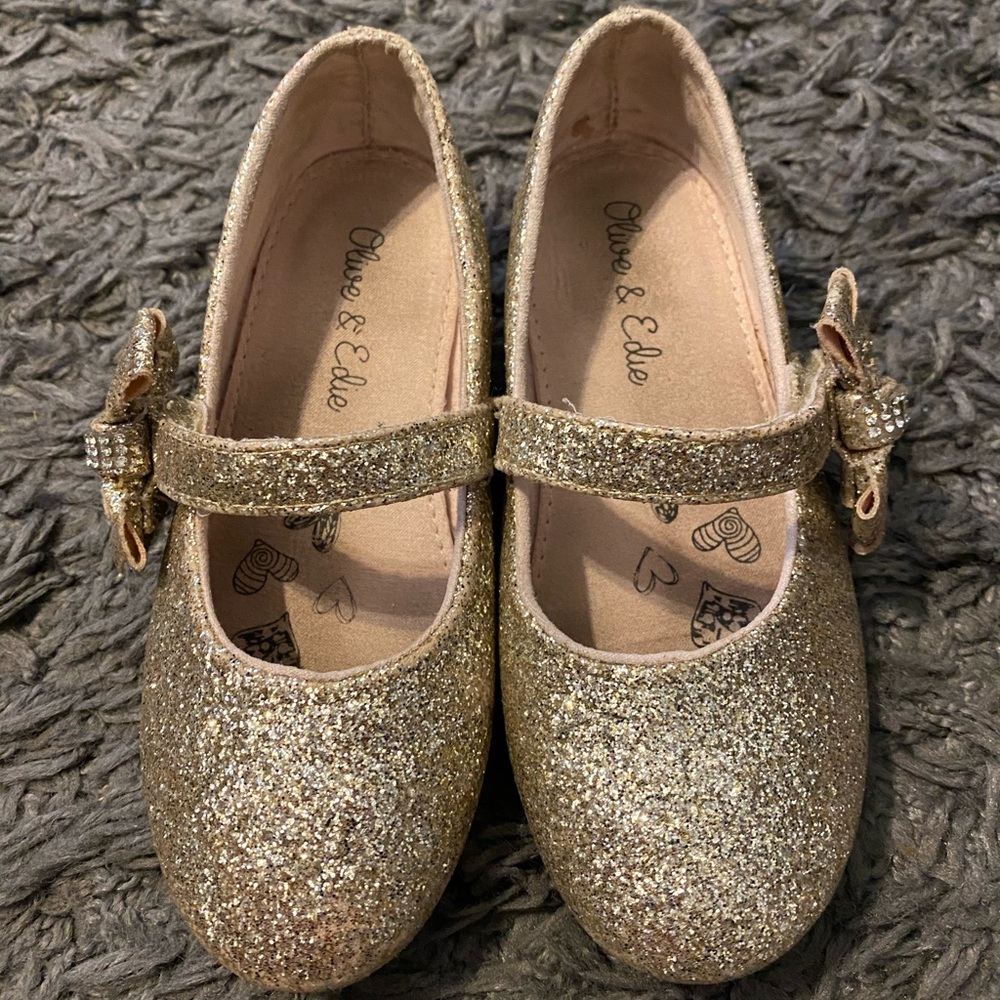 Girls dress shoes